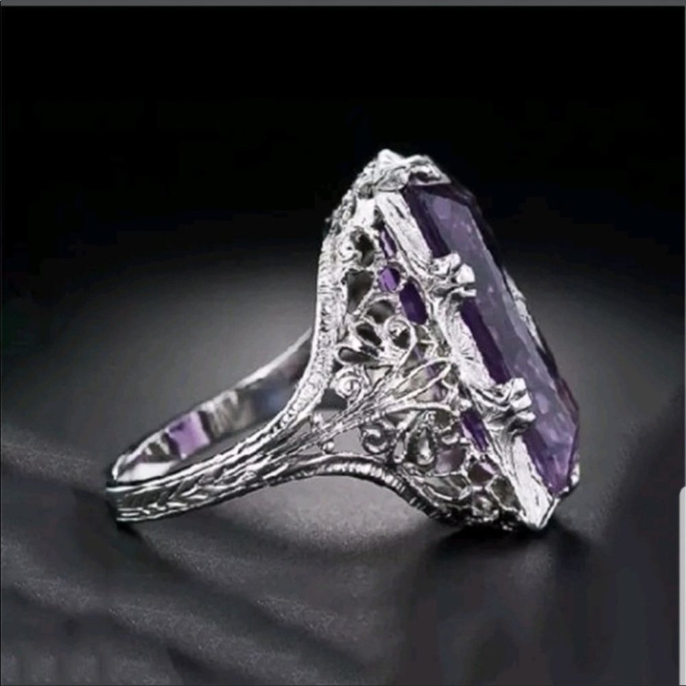 Sterling silver stamped amethyst purple ring - Picture 2 of 4